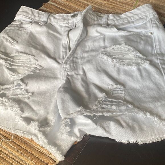EUC Almost famous white , denim shorts many distressed details size 5 - Picture 1 of 6